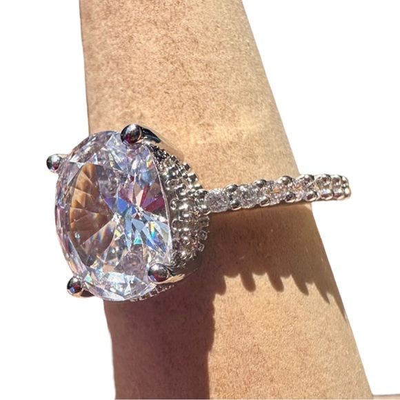 NEW Oval Shaped White Gold-Plated Dazzling Brilliant Cut CZ Band Ring - Picture 10 of 16